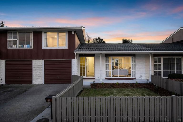 Photo of property in 37 Allard Street, Edgeware, Christchurch, 8013