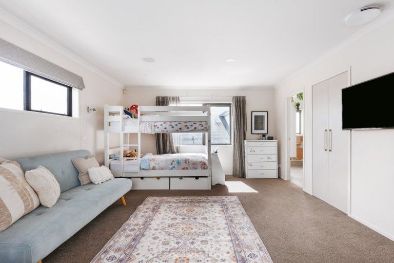 Photo of property in 35 Rota Close, Papamoa Beach, Papamoa, 3118