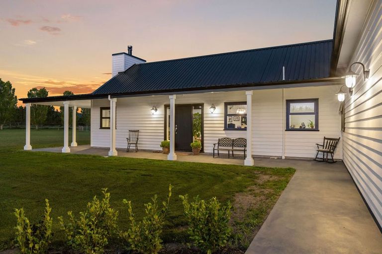 Photo of property in 71 Davis Road, Cust, Rangiora, 7471