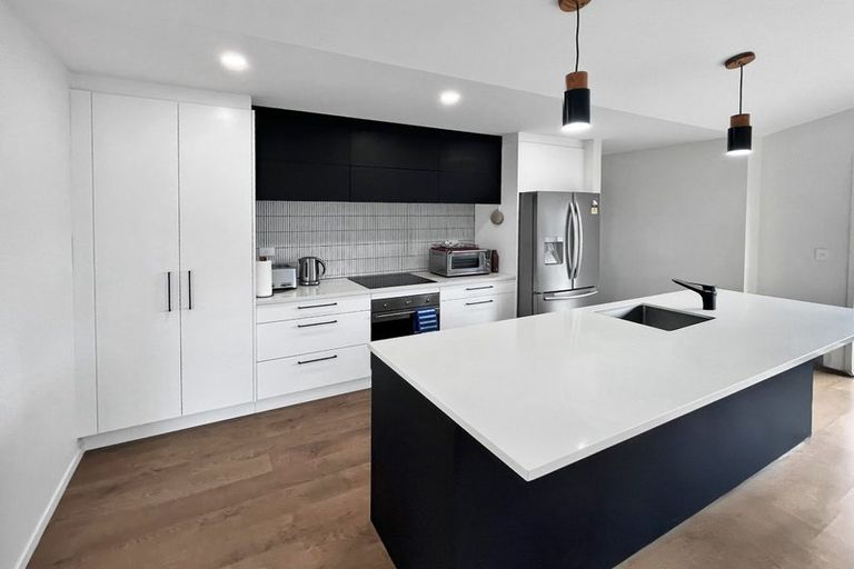 Photo of property in 213 Victoria Street West, Pukekohe, 2120