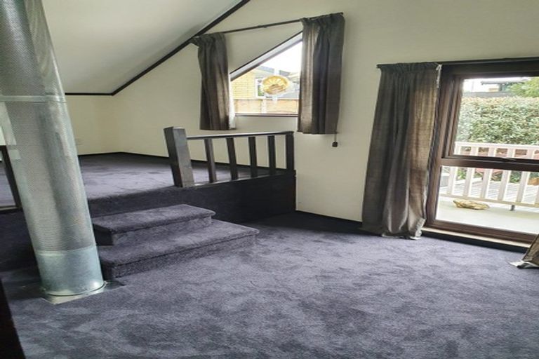 Photo of property in 18 Esmae Place, Dinsdale, Hamilton, 3204