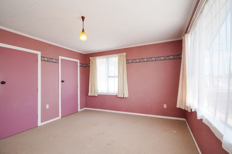 Photo of property in 63 Stirrat Street, Kingswell, Invercargill, 9812