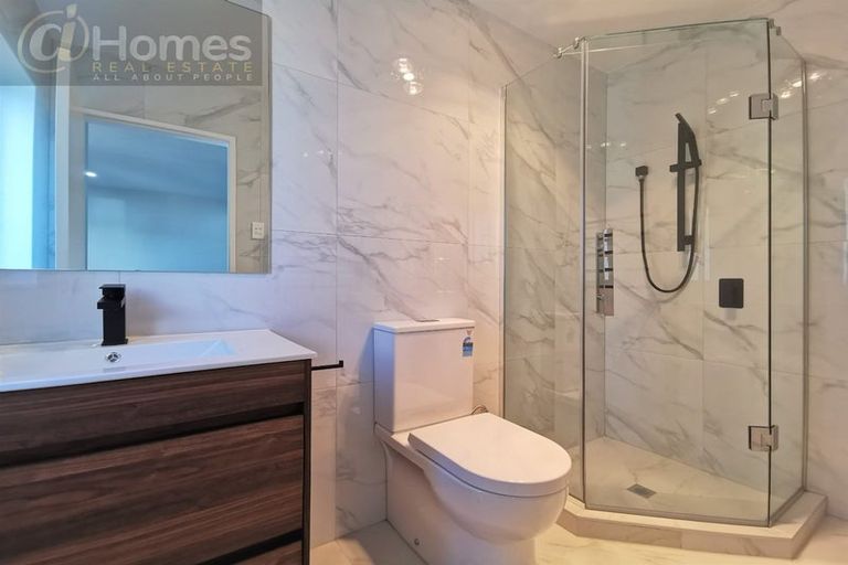 Photo of property in 24 Tumu Road, Papakura, 2110