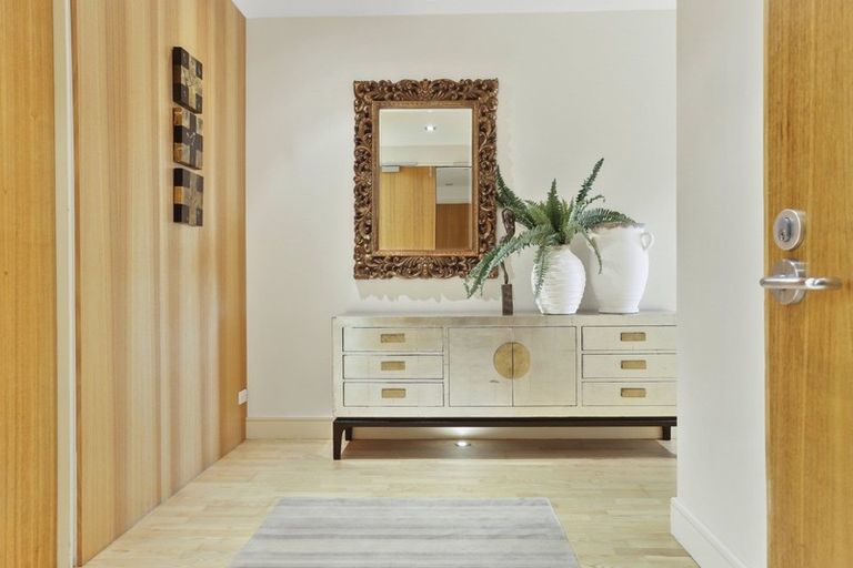 Photo of property in 17/258 Hurstmere Road, Takapuna, Auckland, 0622