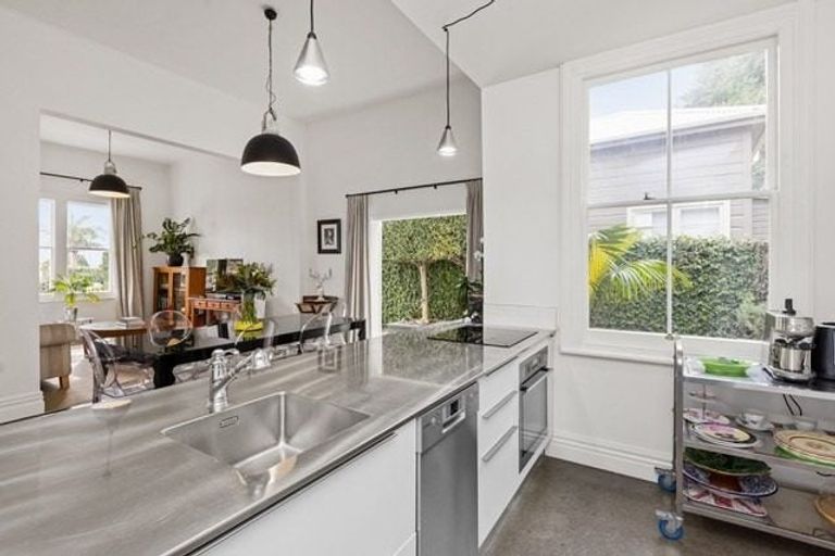 Photo of property in 8 Battery Road, Ahuriri, Napier, 4110
