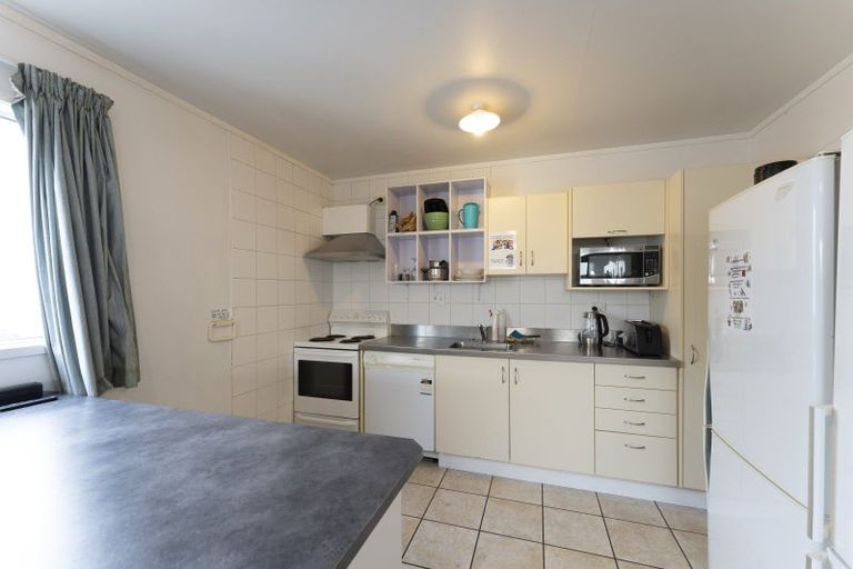 Photo of property in 91 Brockworth Place, Riccarton, Christchurch, 8011