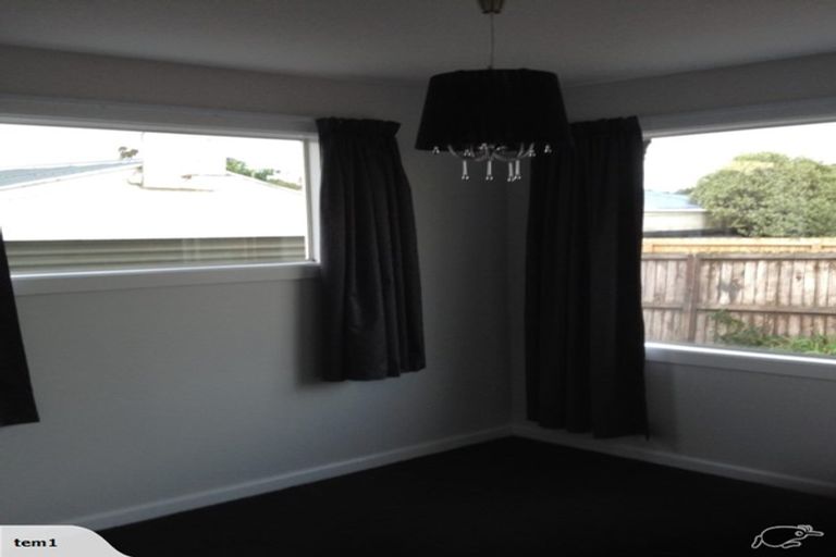 Photo of property in 42 Woolley Street, Avondale, Christchurch, 8061