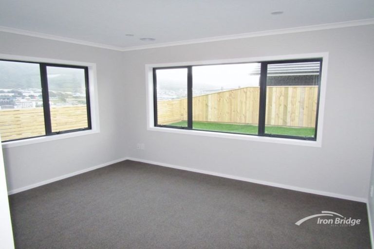 Photo of property in 118 John Burke Drive, Aotea, Porirua, 5024