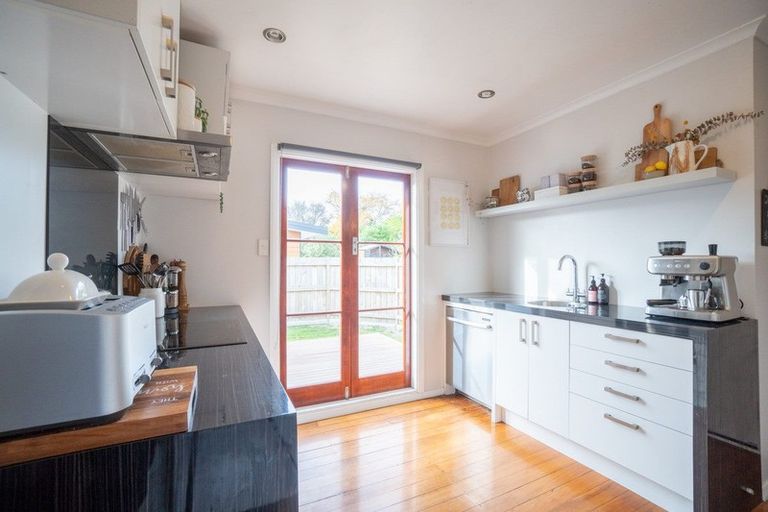 Photo of property in 6b Salisbury Avenue, Terrace End, Palmerston North, 4410