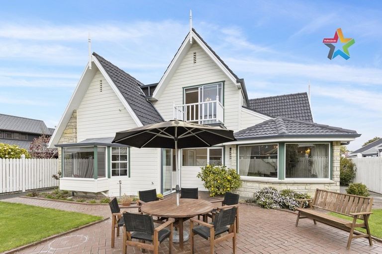Photo of property in 79 Queens Grove, Hutt Central, Lower Hutt, 5010