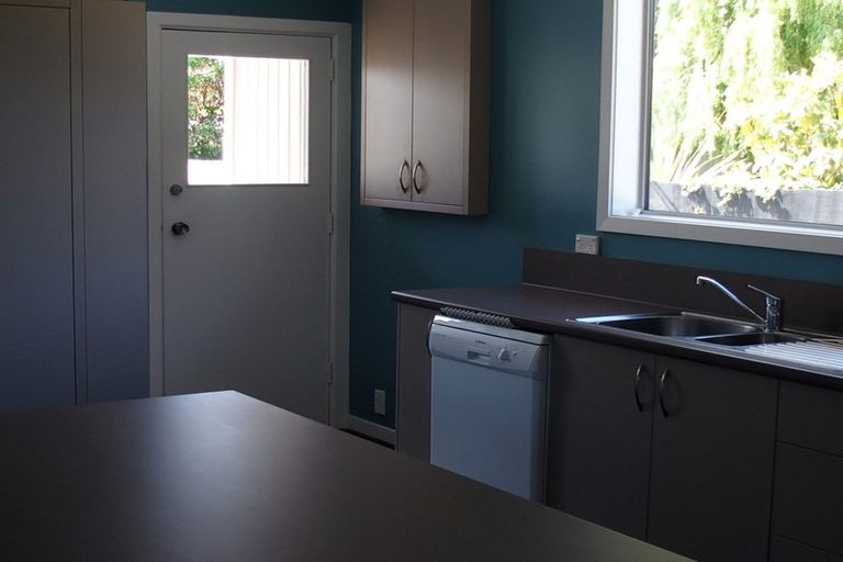 Photo of property in 108 Wairakei Road, Bryndwr, Christchurch, 8052