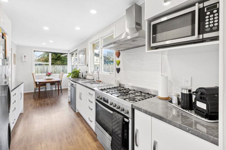 Photo of property in 25 Alastair Avenue, Owhata, Rotorua, 3010