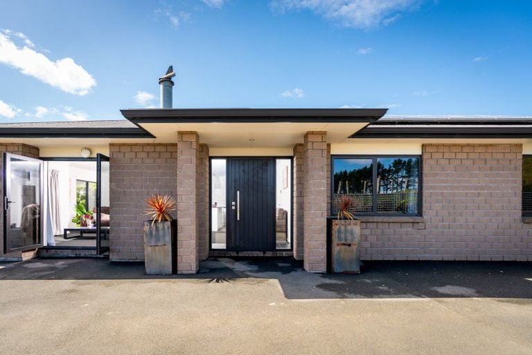 Photo of property in 759 Takarau Gorge Road, Makara, Wellington, 6972