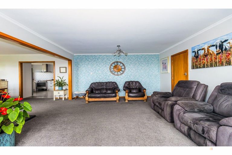 Photo of property in 76 Rhodes Street, Waimate, 7924
