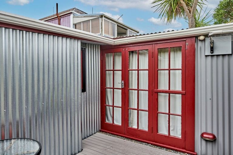 Photo of property in 93 Constable Street, Newtown, Wellington, 6021