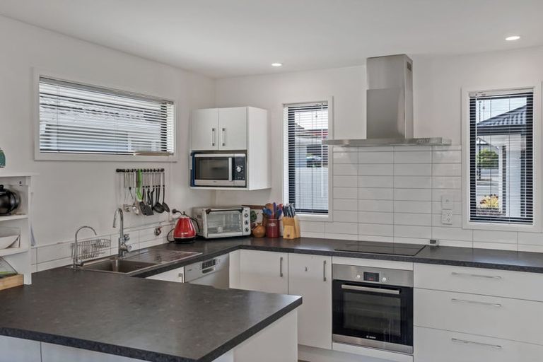 Photo of property in 274a Travis Road, New Brighton, Christchurch, 8083