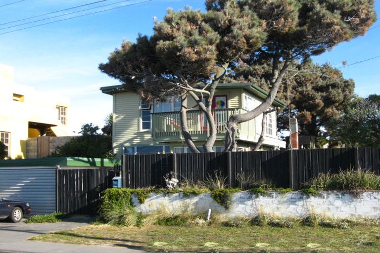 Photo of property in 318 Marine Parade, New Brighton, Christchurch, 8061