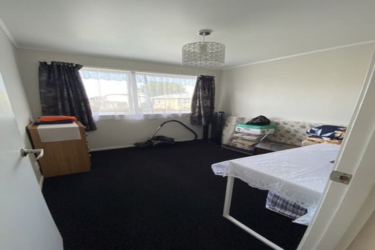 Photo of property in 143a Rowandale Avenue, Manurewa, Auckland, 2102