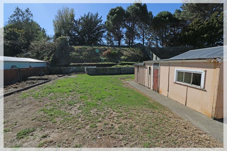 Photo of property in 3 Jenks Street, Foxton, 4814