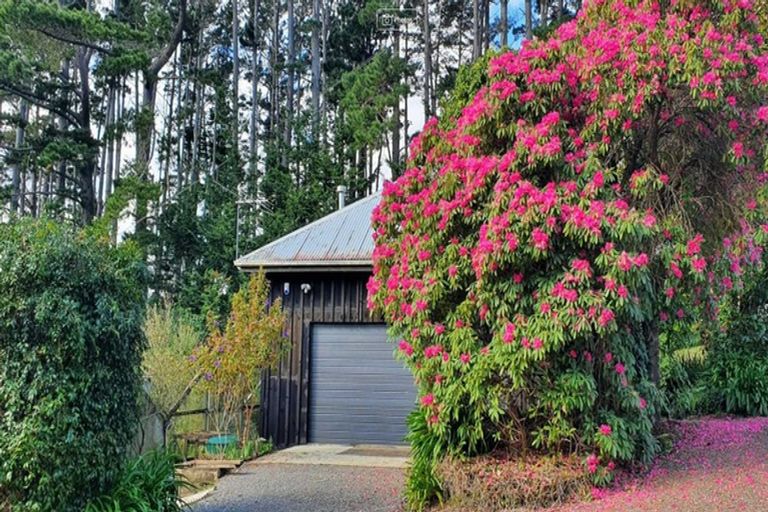 Photo of property in 14 Yelash Road, Massey, Auckland, 0614