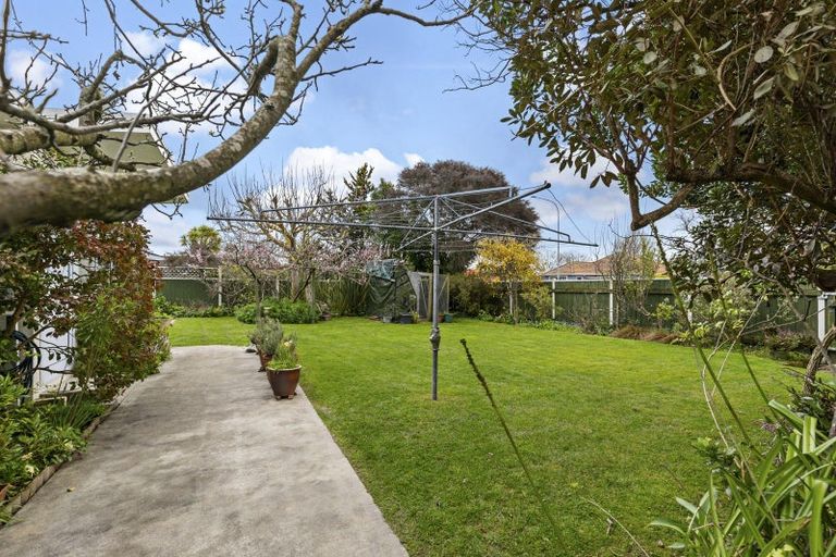 Photo of property in 212 Victoria Avenue, Hokowhitu, Palmerston North, 4410