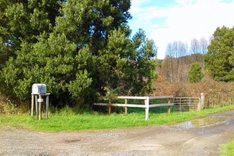 Photo of property in 1216 Wekaweka Road, Waimamaku, Kaikohe, 0473
