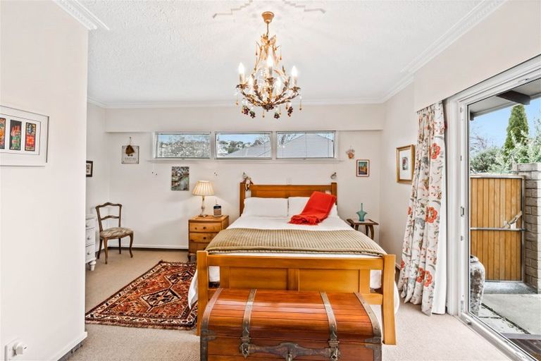 Photo of property in 11a Colombo Street, Cashmere, Christchurch, 8022