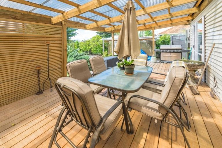 Photo of property in 88 Swiss Avenue, Gonville, Whanganui, 4501