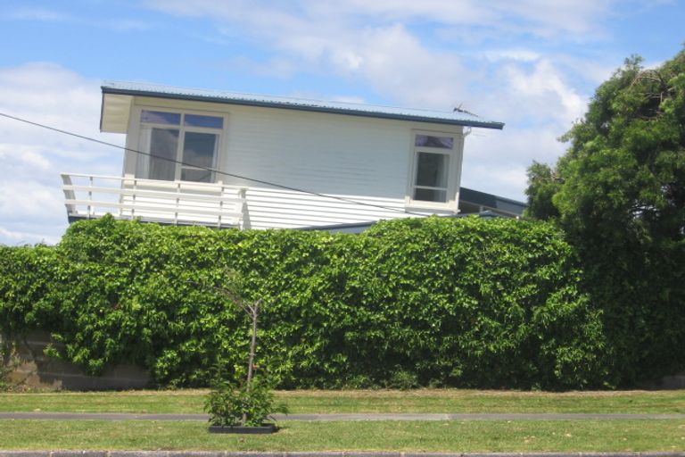 Photo of property in 86/84 Raleigh Road, Northcote, Auckland, 0627
