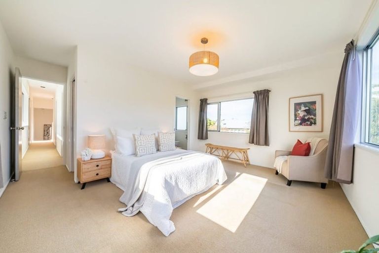 Photo of property in 47 Korokoro Road, Korokoro, Lower Hutt, 5012