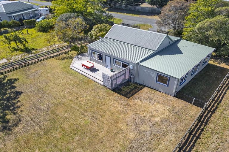 Photo of property in 9 French Street, Martinborough, 5711