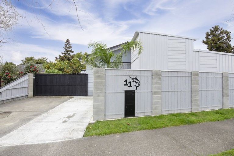Photo of property in 1/11 Hetley Crescent, Taradale, Napier, 4112