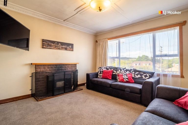 Photo of property in 299 Main South Road, Green Island, Dunedin, 9018