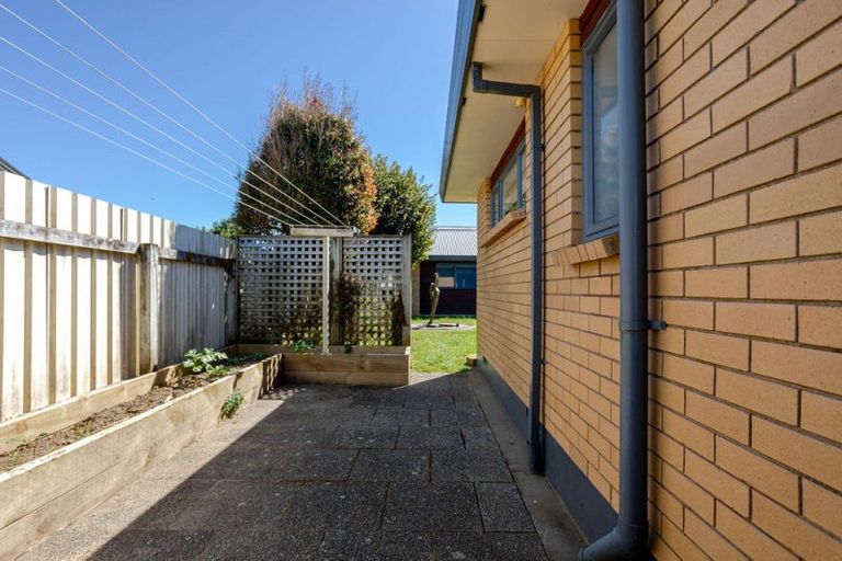 Photo of property in 19 King Street, Dannevirke, 4930