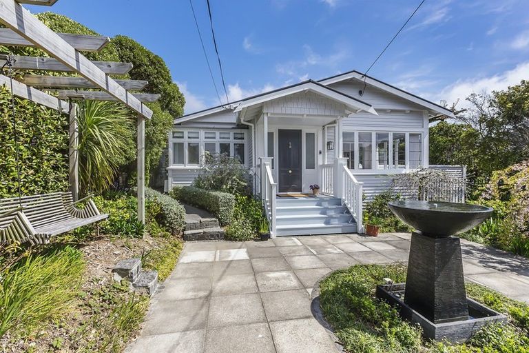 Photo of property in 22 Ngatoto Street, Ngaio, Wellington, 6035