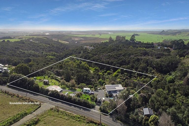 Photo of property in 42 Mangatete Heights, Kaingaroa, Kaitaia, 0483