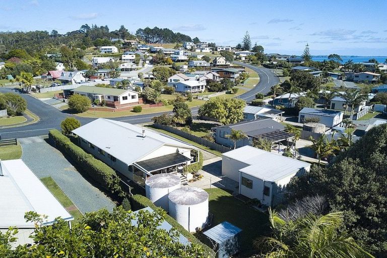 Photo of property in 14 Peninsula Parade, Hihi, Mangonui, 0494