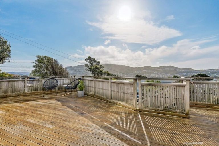 Photo of property in 51 Chesterton Street, Johnsonville, Wellington, 6037