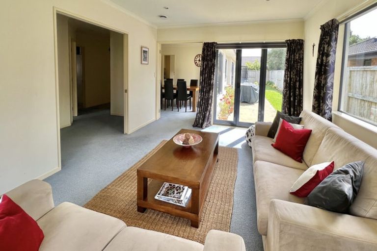 Photo of property in 9 Buckingham Place, Rototuna North, Hamilton, 3210