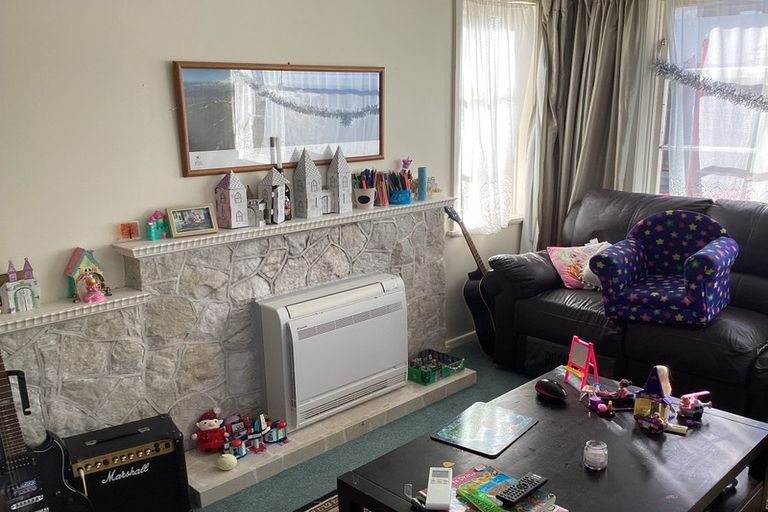 Photo of property in 2/23 Mabey Road, Avalon, Lower Hutt, 5011