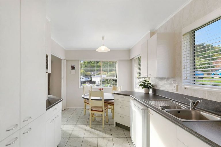 Photo of property in 14 Spey Place, Papakowhai, Porirua, 5024