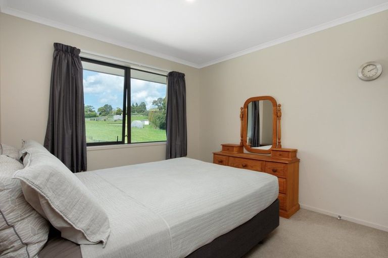 Photo of property in 10 Raptor Way, Welcome Bay, Tauranga, 3175