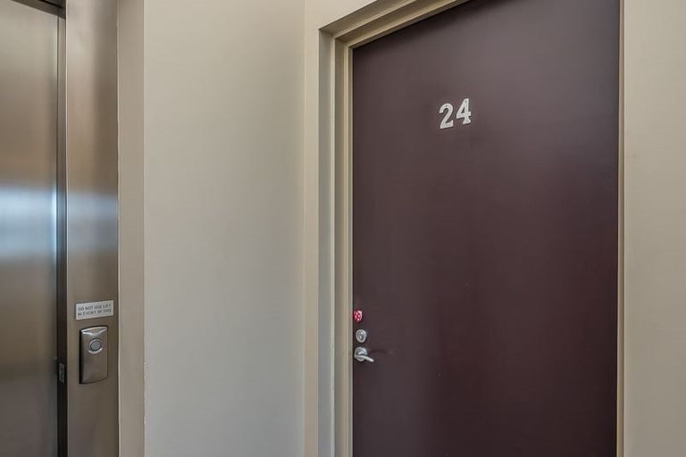 Photo of property in 24/4u Seaview Road, Paraparaumu Beach, Paraparaumu, 5032