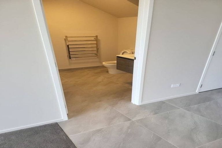 Photo of property in 14 Raranga Lane, Hobsonville, Auckland, 0616