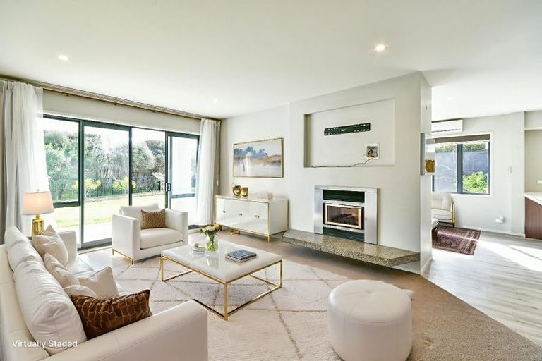 Photo of property in 11 Bayvista Drive, Karaka, Papakura, 2113