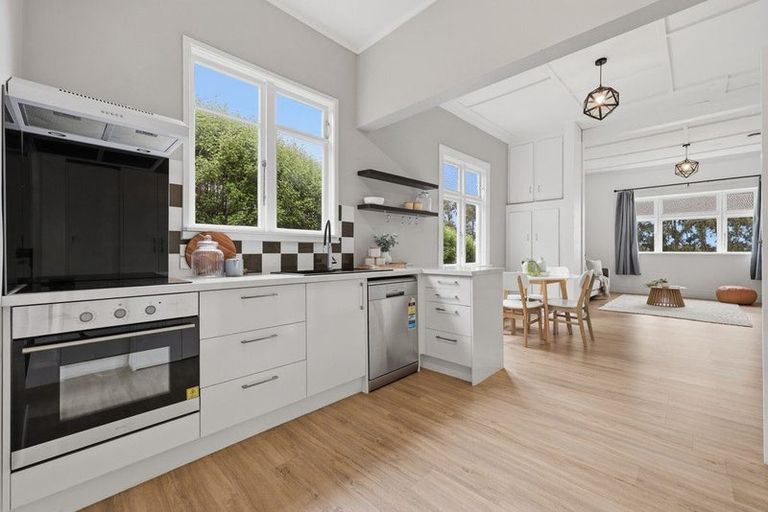 Photo of property in 38 Bernard Street, Kenmure, Dunedin, 9011
