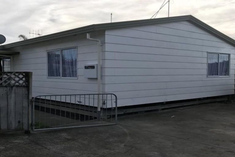 Photo of property in 1/38 Bowling Road, Greenmeadows, Napier, 4112