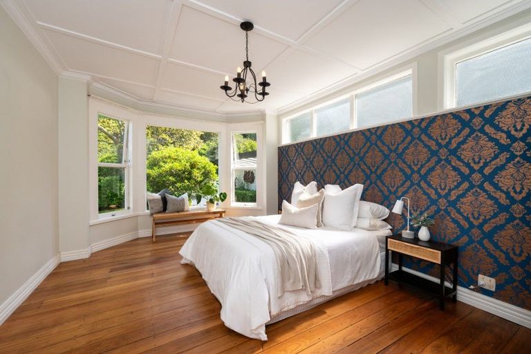 Photo of property in 55 Milton Road, Bluff Hill, Napier, 4110