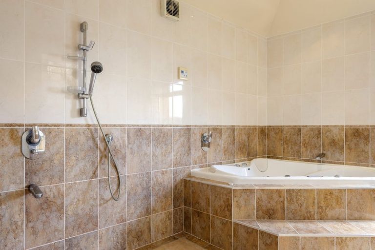 Photo of property in 67 Fairway Drive, Shirley, Christchurch, 8061