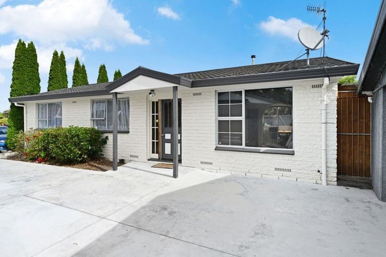 Photo of property in 13a Sandalwood Drive, Dinsdale, Hamilton, 3204